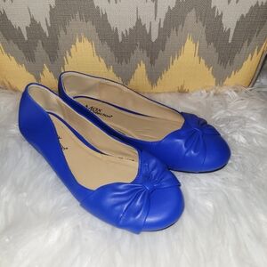 Vibrant Blue Women's Flats with Bow Detail